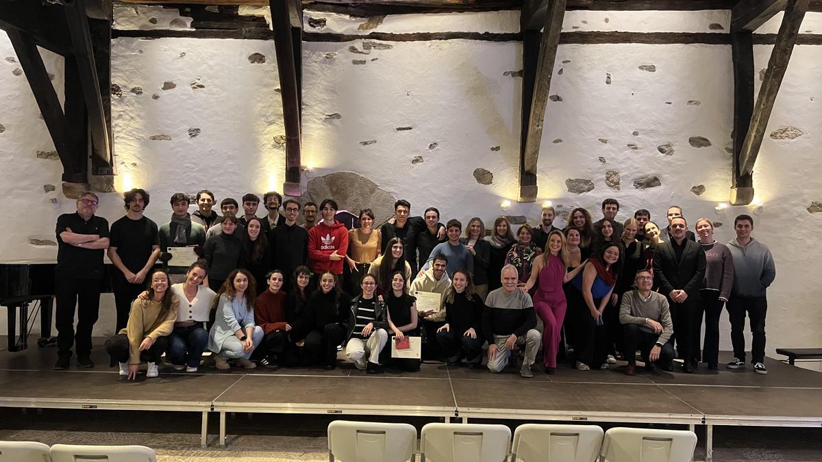 Participantes en una edición de &#039;Igartza Musika Beka&#039;, en el Palacio de Igartza de Beasain.