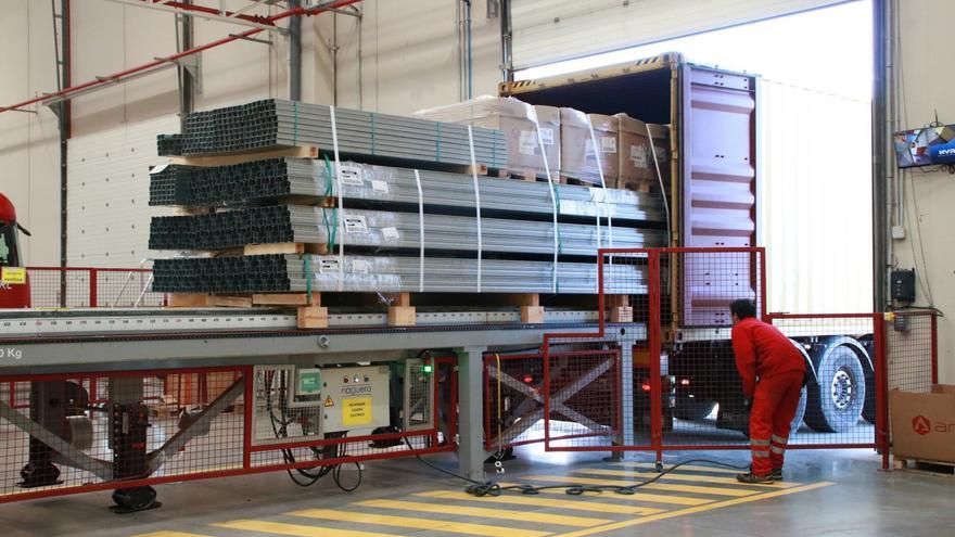 La producción industrial cae en Euskadi por tercer mes consecutivo