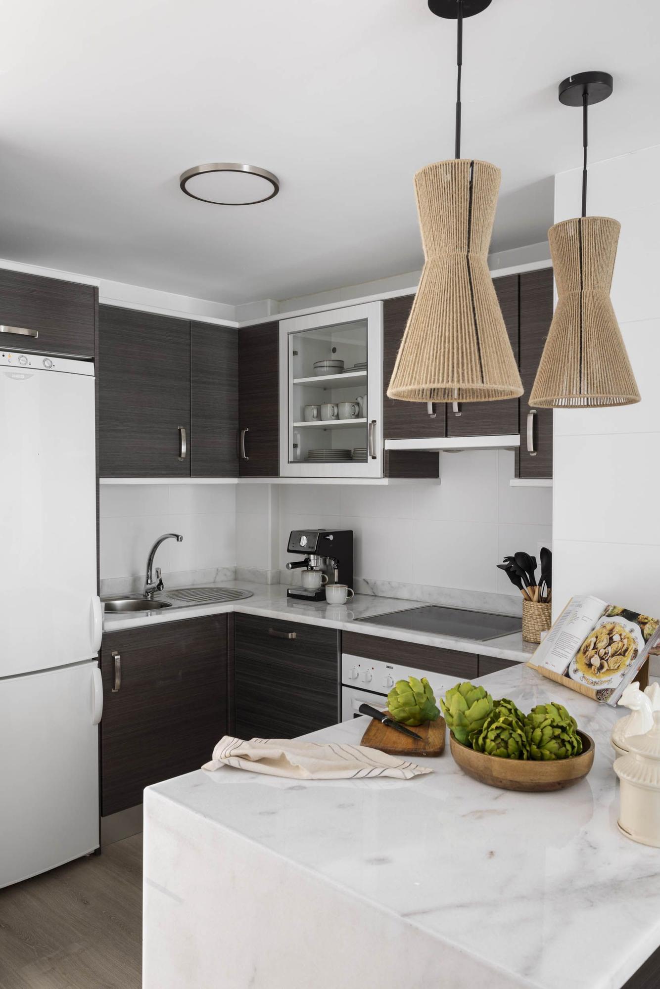 La cocina, en forma de U.