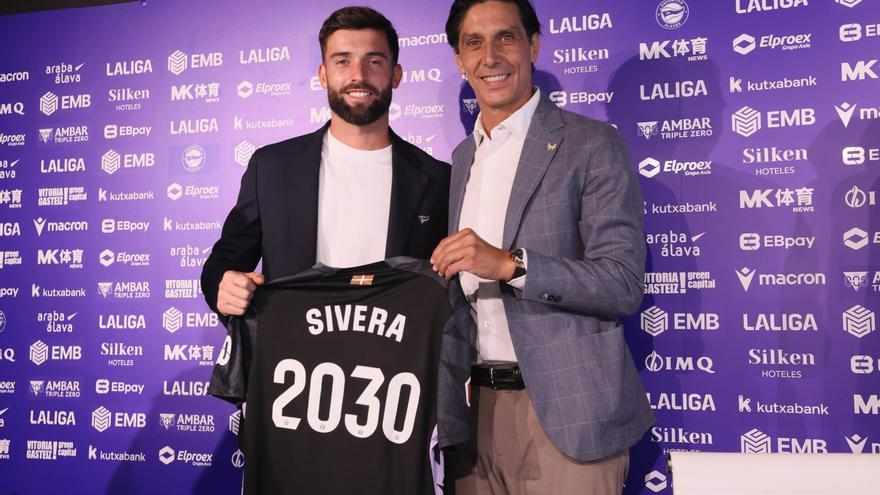 Acto de renovación de Antonio Sivera