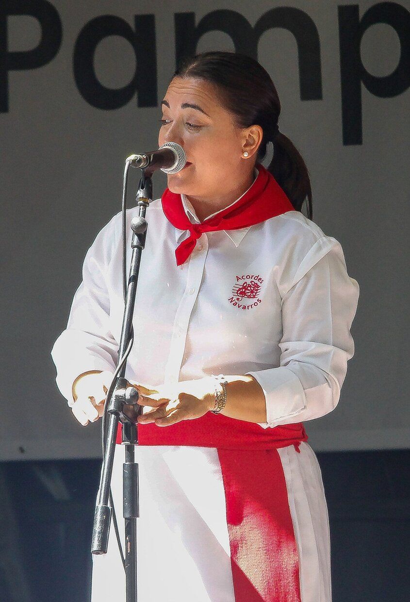 SAN FERMÍN | Jotas navarras en el Paseo Sarasate