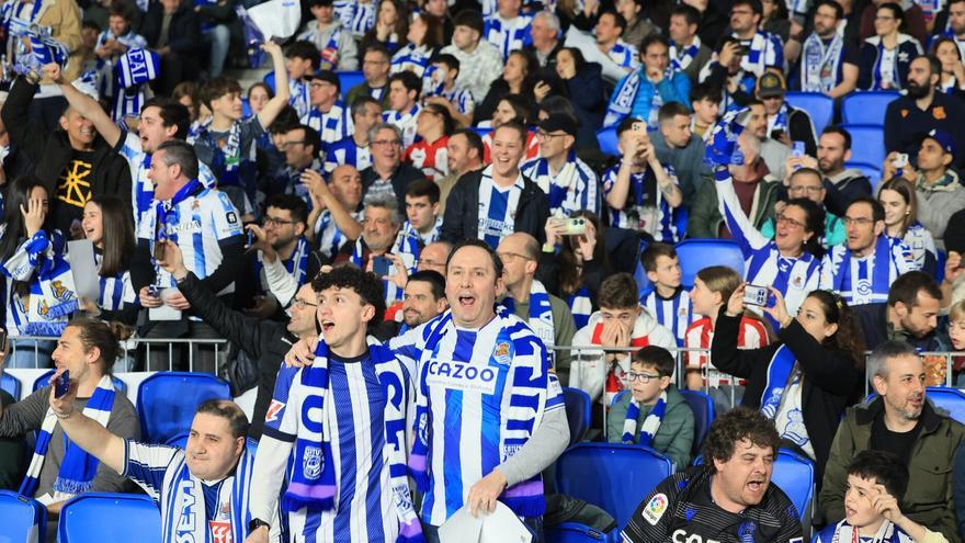 Por la mañana café...: noche de fiesta en Donostia por el pase a la final de Copa