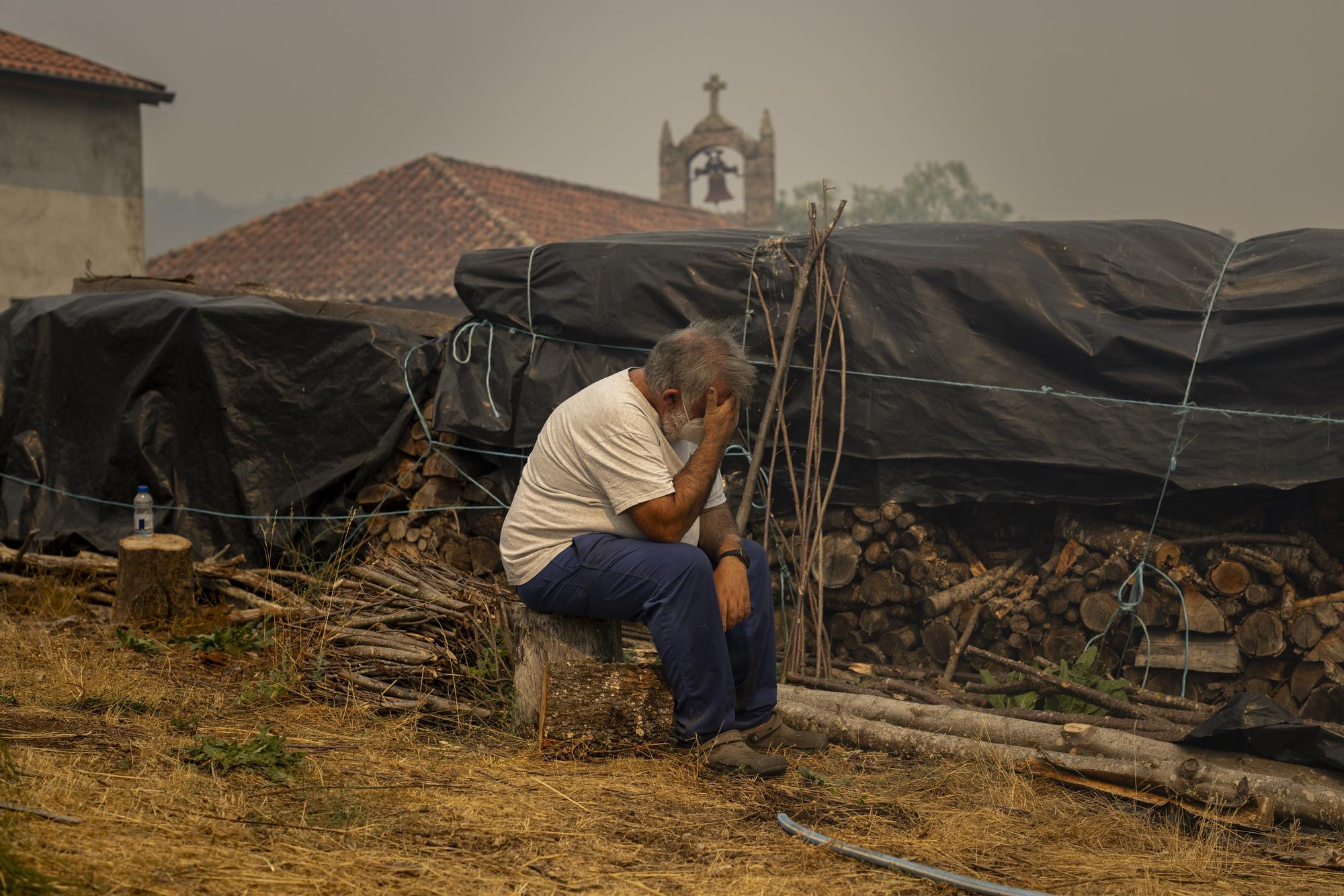 Semana negra de incendios: Cuatro muertos y 120.000 hectáreas quemadas