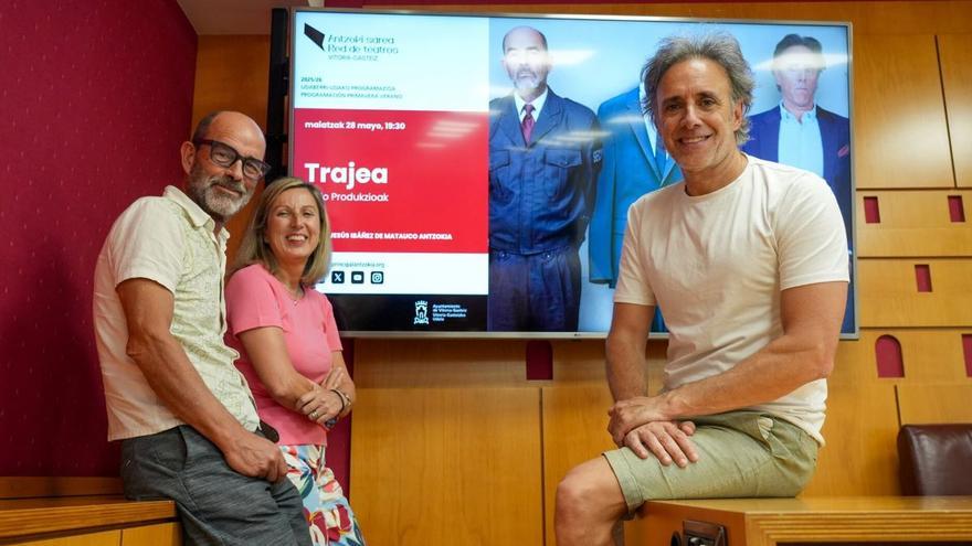 Asier Hormaza y Joseba Plazaola acercan 'Trajea' a Hegoalde