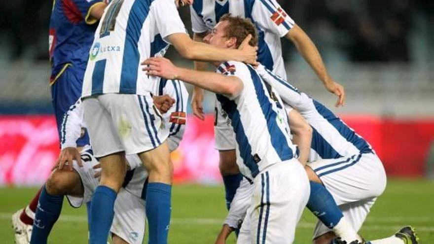 El Levante corta la racha de la Real Sociedad en Anoeta