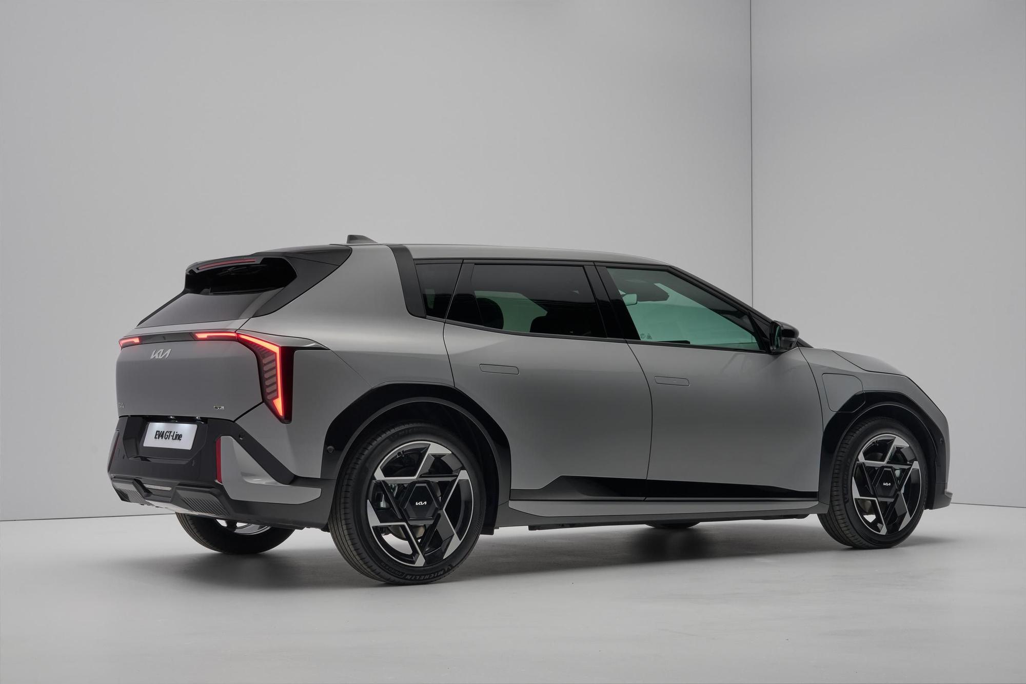 Kia EV4