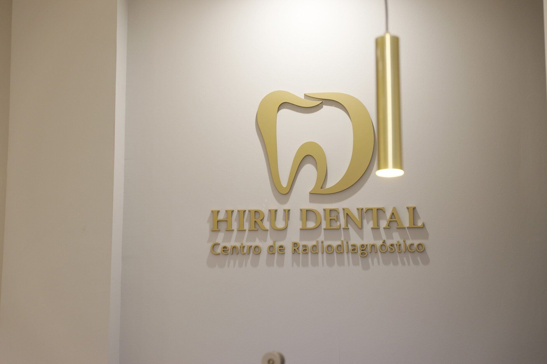 En imágenes: Hiru Dental, cuidando de tu sonrisa