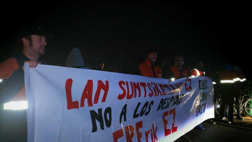 La huelga de Tubos Reunidos en Amurrio ha empezado esta noche, a la espera de conocer el ERE