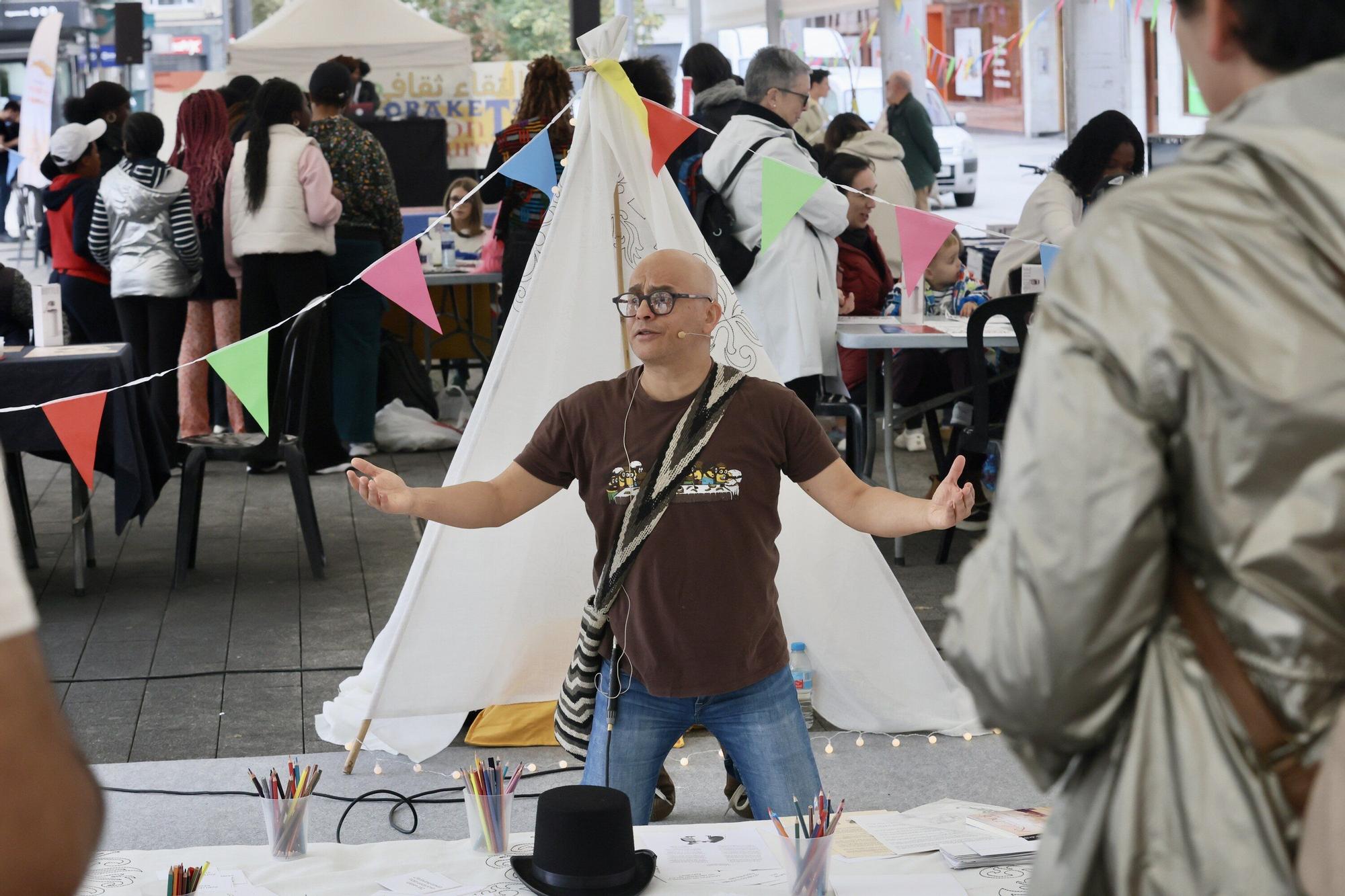 En imágenes: Encuentro intercultural en la plaza Santa Bárbara