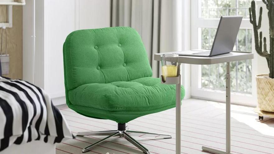 Cómodo, giratorio y bonito: el "sillón antiestrés" de Ikea que apareció en el catálogo de 1967 vuelve por todo lo alto