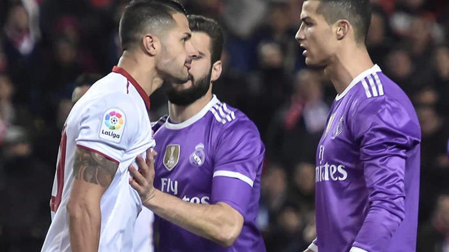 Vitolo se lesiona en los isquios y será baja en el Sevilla ante Osasuna
