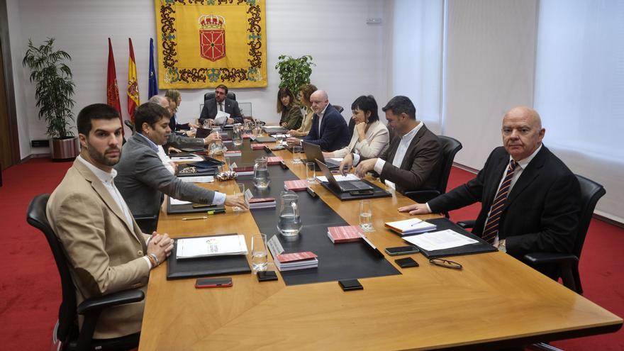 Fotos de la Mesa y Junta de Portavoces del Gobierno de Navarra este lunes 22 de septiembre