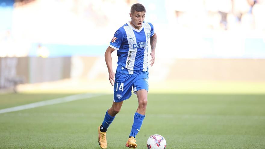 Tenaglia recupera su sitio en la primera línea del Alavés