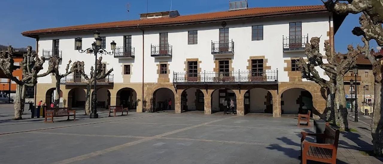 Lazkao: la Policía Municipal se integra en el sistema oficial de radiocomunicaciones del Gobierno Vasco