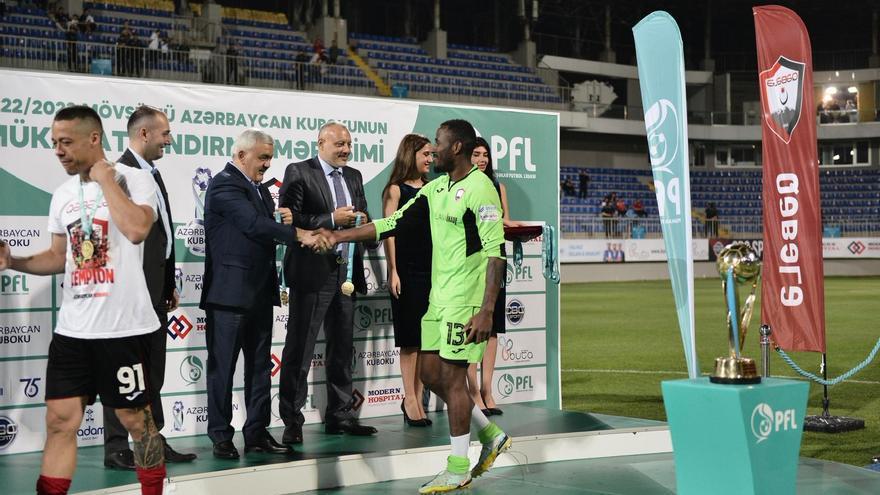 Assimba Atangana avisa al Athletic de que el Qarabag &quot;no será un rival menor&quot;