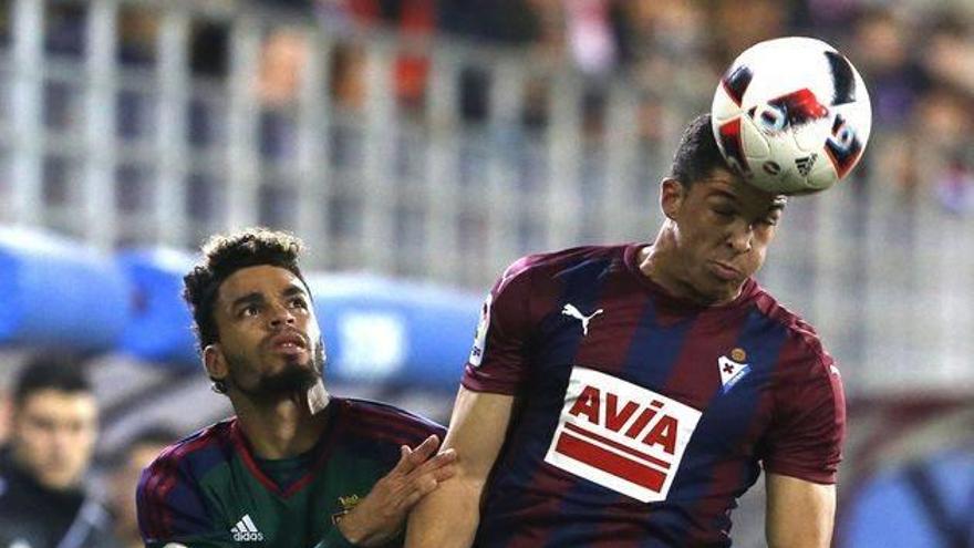 Capa solo dejará el Eibar si el Barça paga la cláusula