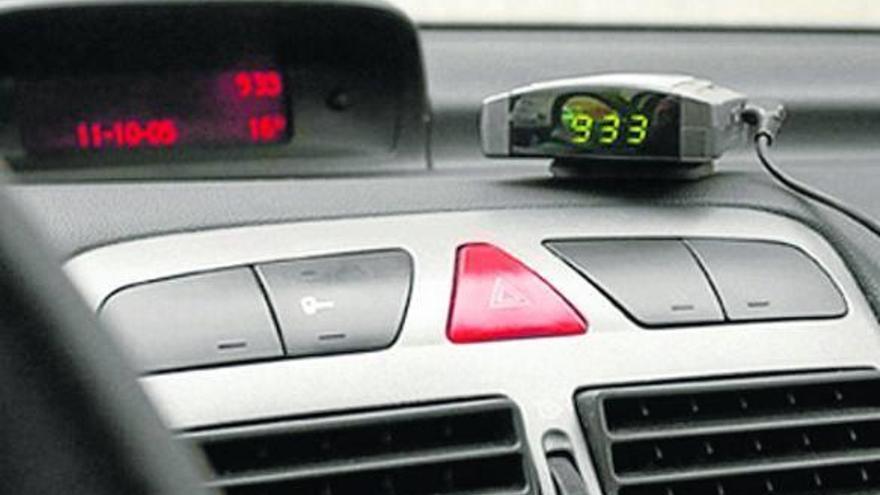 Los detectores de radares pasan a ser legales con la nueva Ley de Tráfico que entró ayer en vigor.