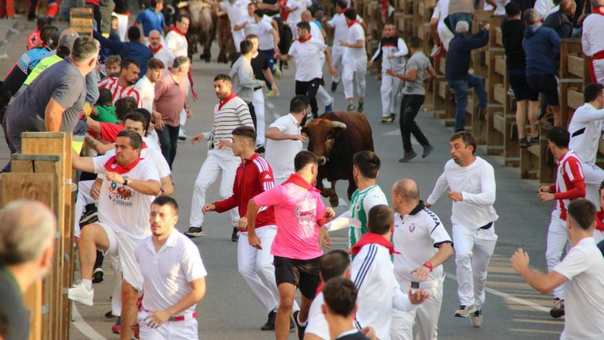 Fotos del primer encierro de las fiestas de Tudela 2025