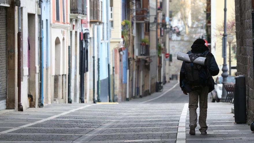 Denuncian que entre 150 y 200 personas han dormido con frío extremo en la calle en Pamplona