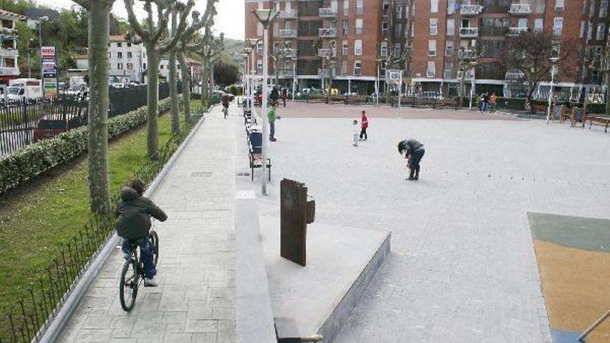 Los vecinos de Martutene trabajan en un diagnóstico de las necesidades del barrio