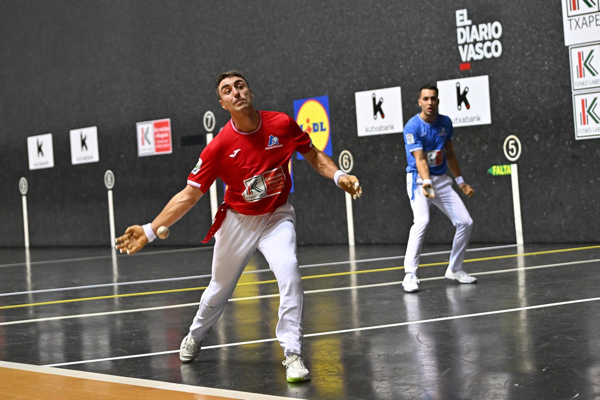 En imágenes: Etxeberria se hace con su primera txapela del Cuatro y Medio en Bilbao (22 - 11)