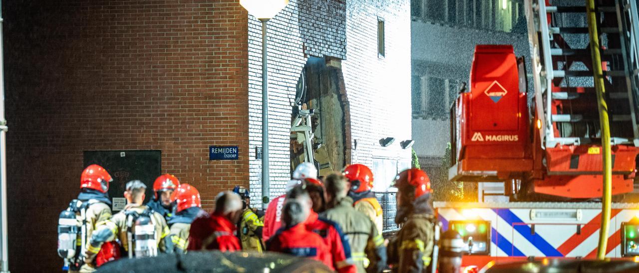 En imágenes: Una fuerte explosión en Ámsterdam deja al menos siete heridos y obliga a evacuar a 400 personas
