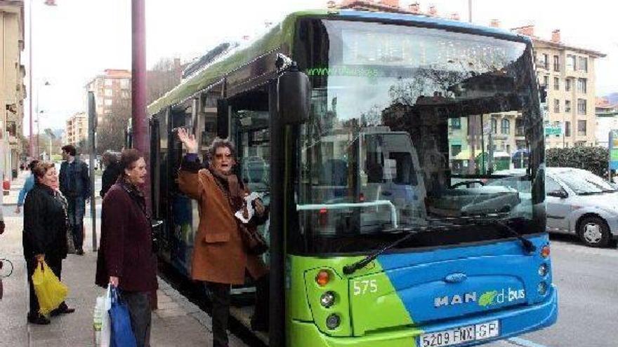 El índice de puntualidad de los autobuses de Donostia asciende al 97%