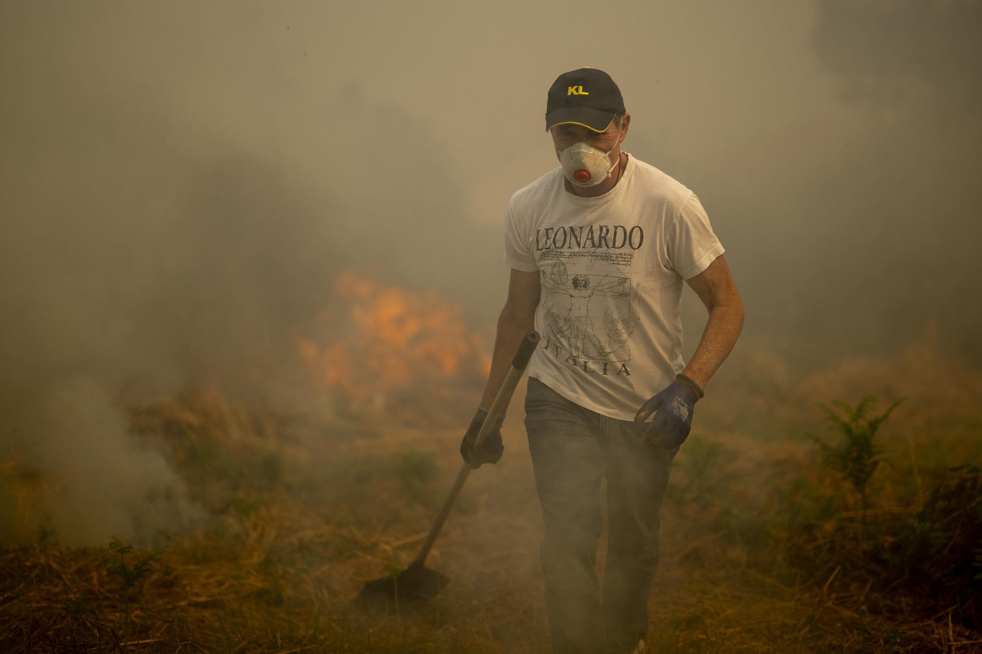 Semana negra de incendios: Cuatro muertos y 120.000 hectáreas quemadas