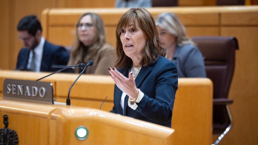 Barkos acusa al PP de "rechazar la regularización de inmigrantes por miedo a que la democracia se refuerce"