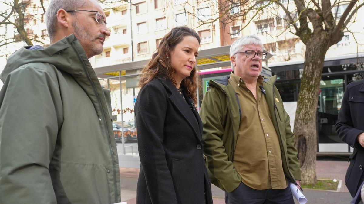 Rodríguez, Jiménez y González, este martes tras presentar la denuncia.