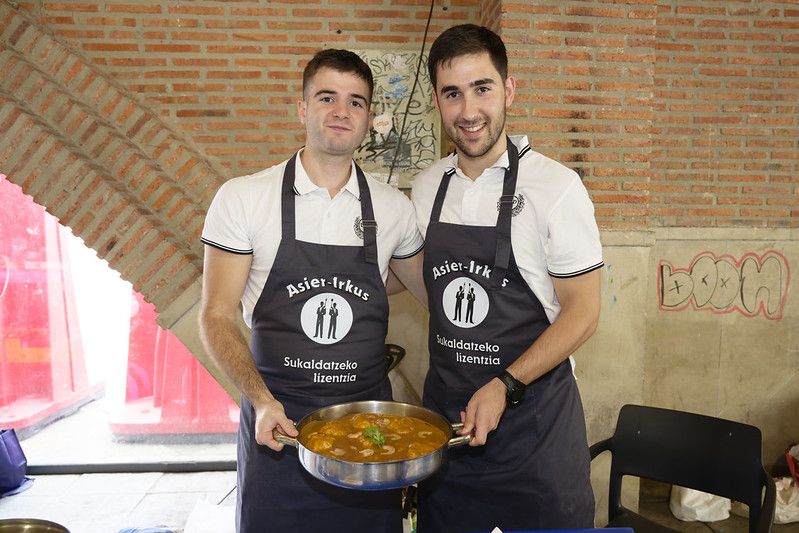 Kantu Afaria y concurso gastronómico en las Agorreko Santikutzak de Legazpi