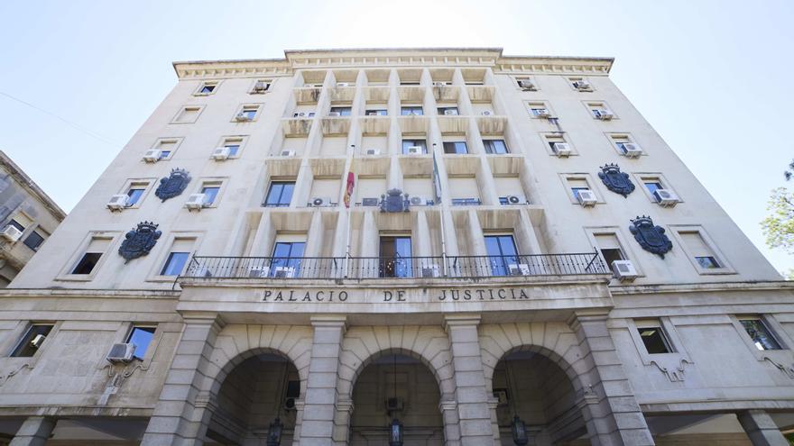 Condenado a cárcel en Sevilla por abusar sexualmente de su hija menor de edad durante el régimen de visitas