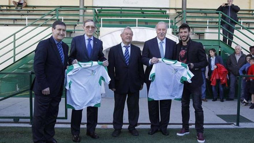 Del Bosque celebra en Pamplona el 75º aniversario de Oberena