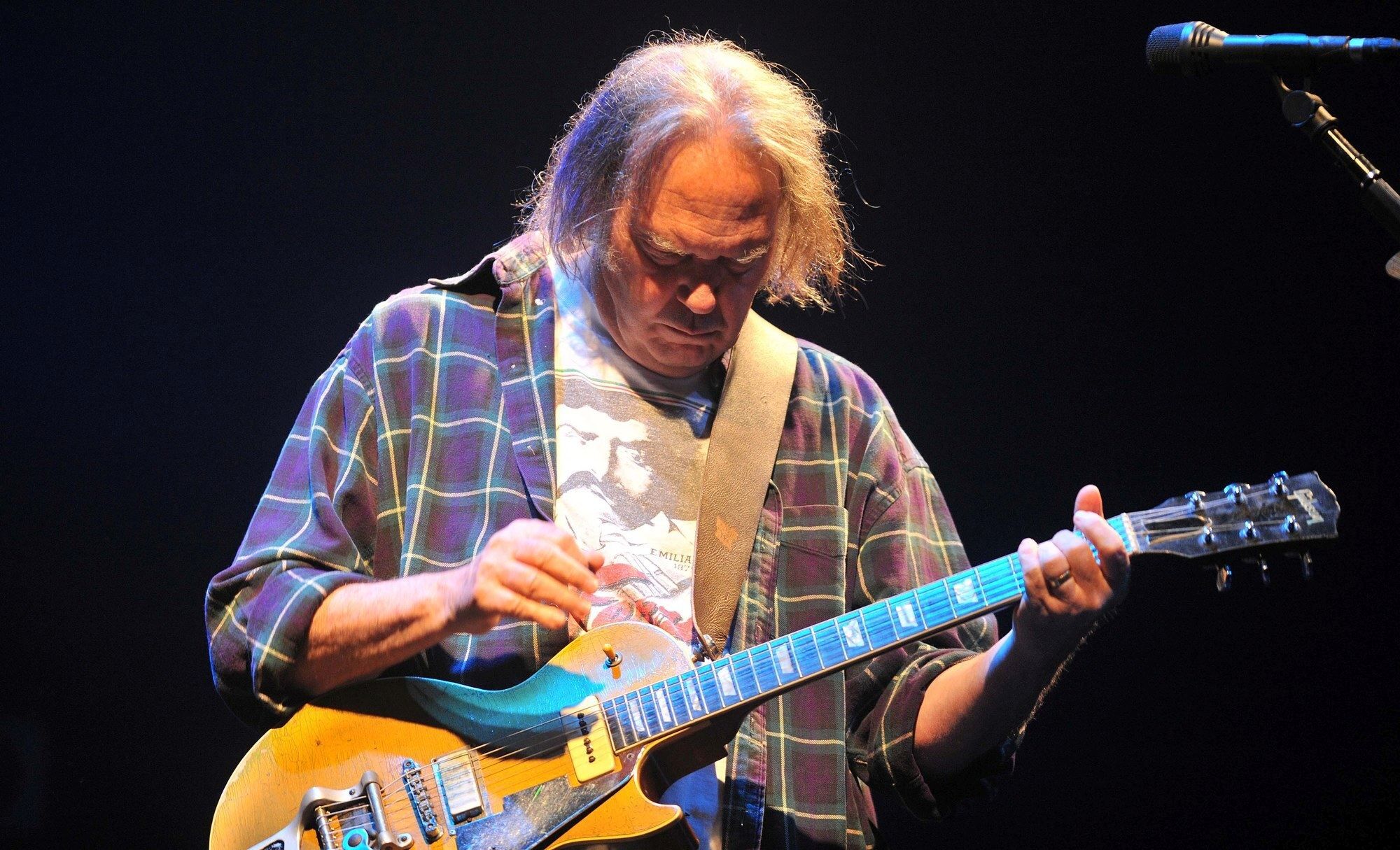 Neil Young.jpg