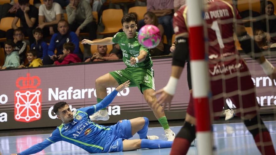 Osasuna Magna cede dos puntos en el tramo final de partido frente a Viña Albali Valdepeñas
