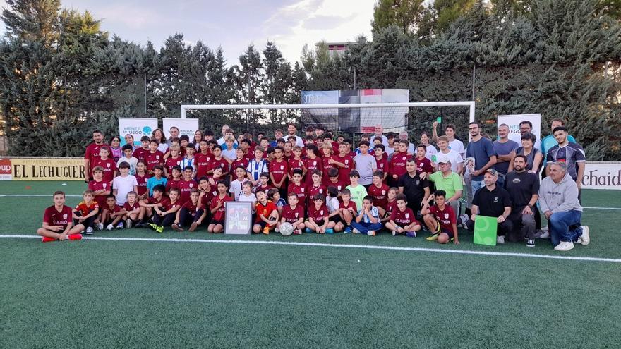Álex Remiro divulga la salud mental en el deporte en su Cascante natal