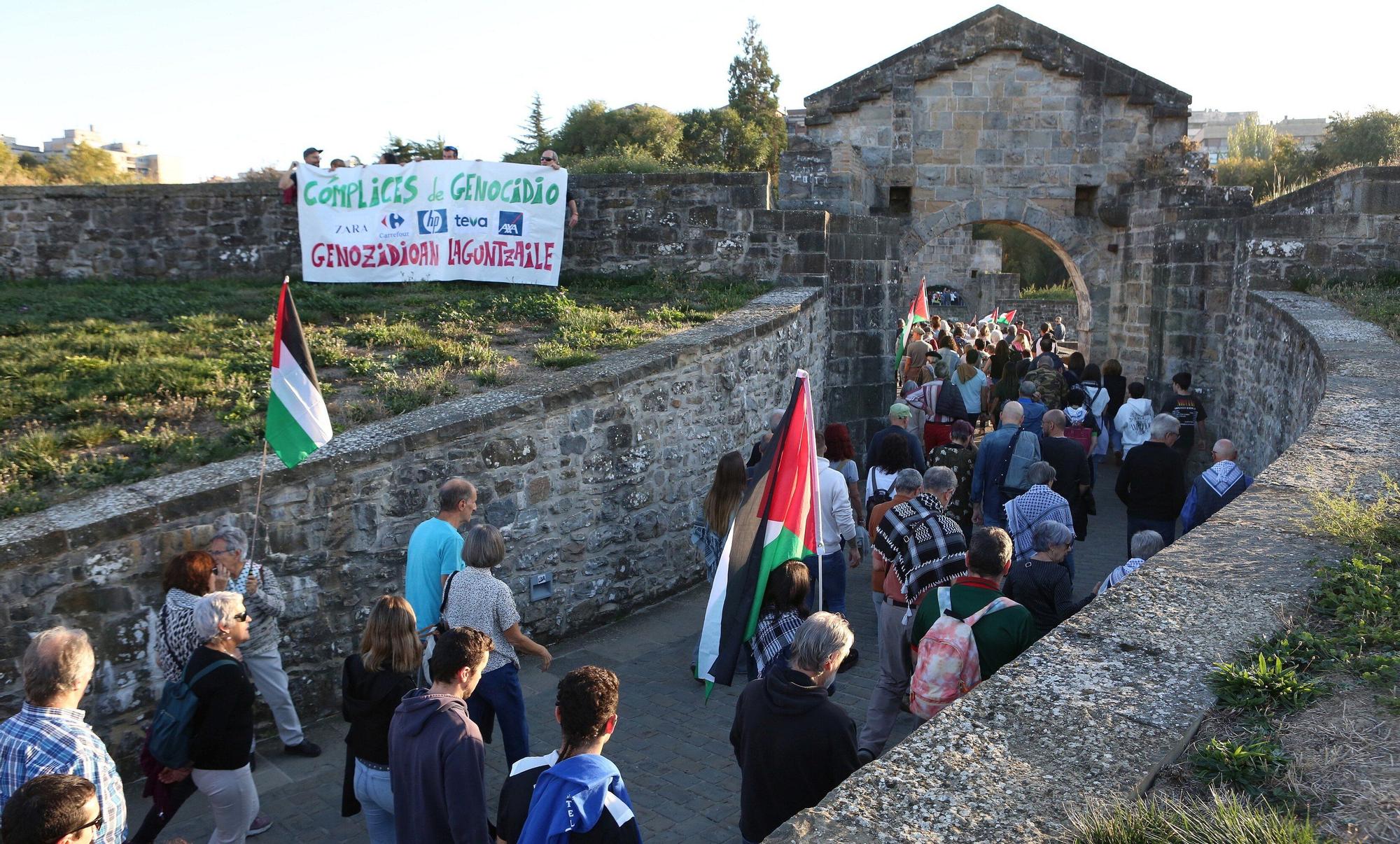 Una manifestación en Pamplona reclama el final del "colonialismo y la ocupación" en Palestina