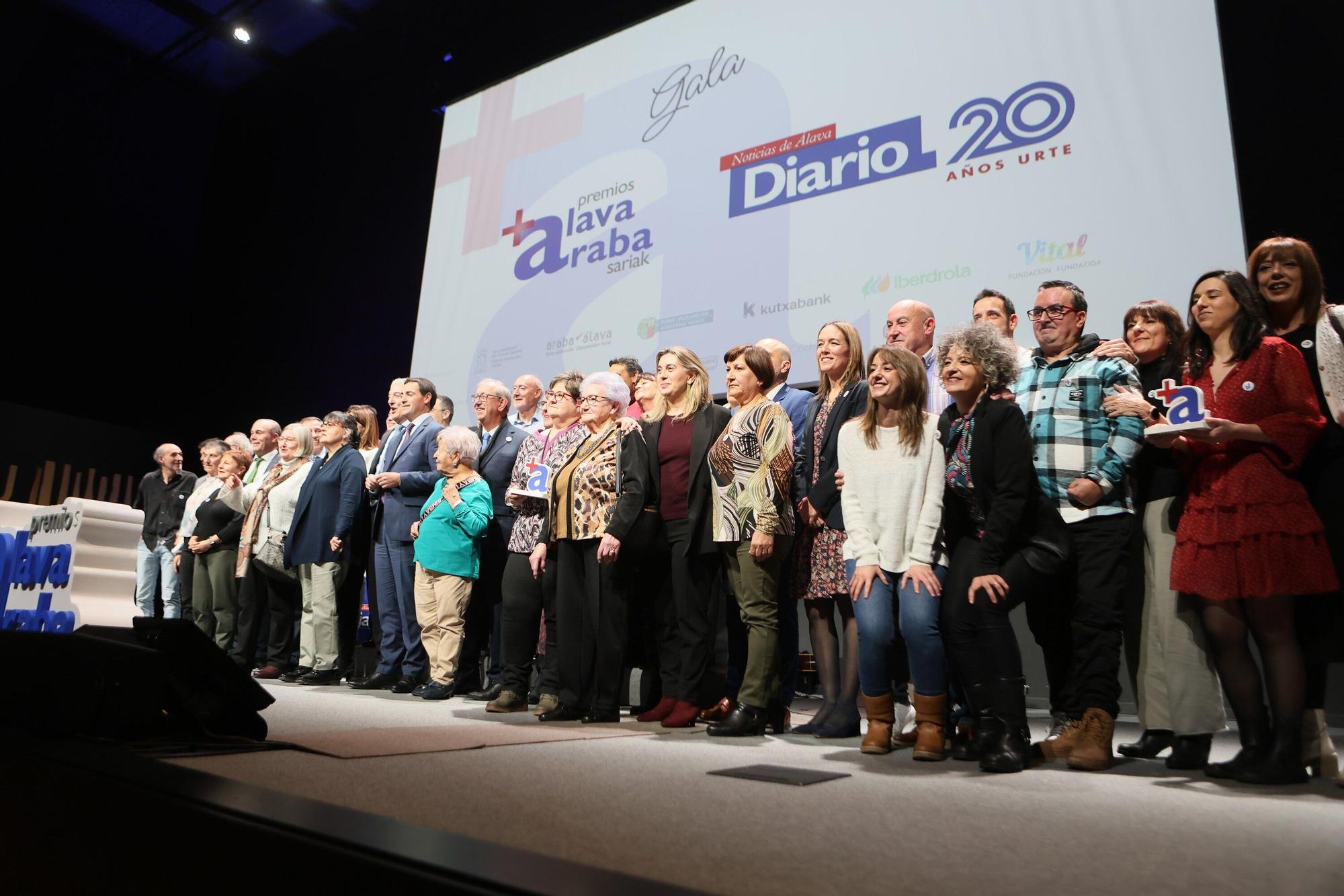 En imágenes: Así ha sido la entrega de los Premios +Álava Sariak