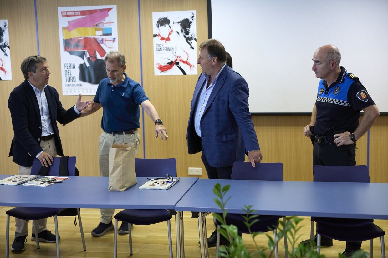 Primera reunión municipal para tratar la seguridad en las fiestas de San Fermín 2023