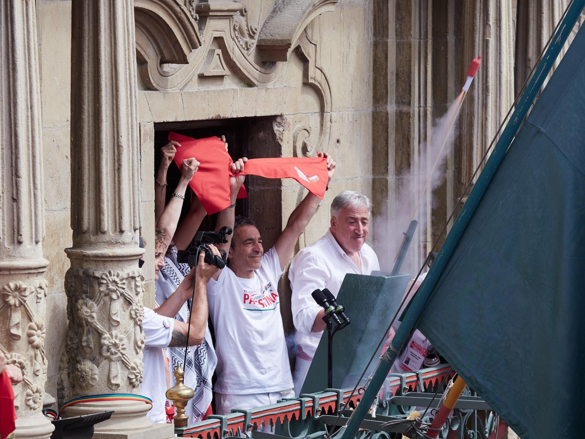 Fotos del  Chupinazo de San Fermín 2025 en Pamplona: ¡La fiesta más internacional se enciende con un grito solidario por Palestina!