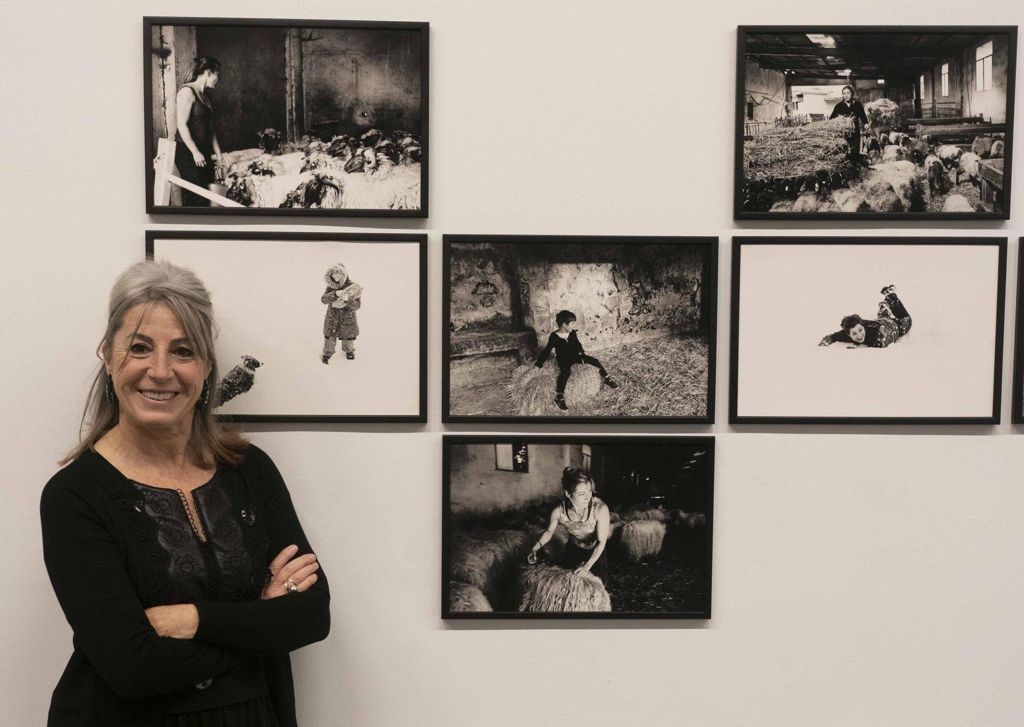 En imágenes: La exposición “Sobre la tierra, bajo la sombra/ Lur gainean, itzal azpian”