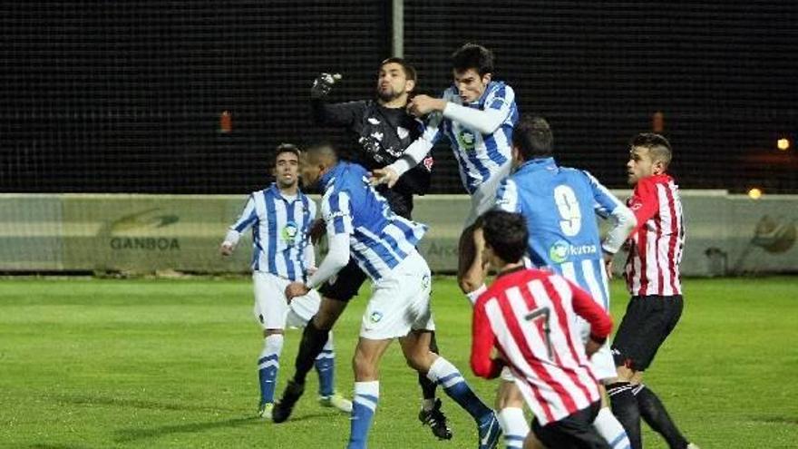 Los &#039;cachorros&#039; se dejan dos puntos