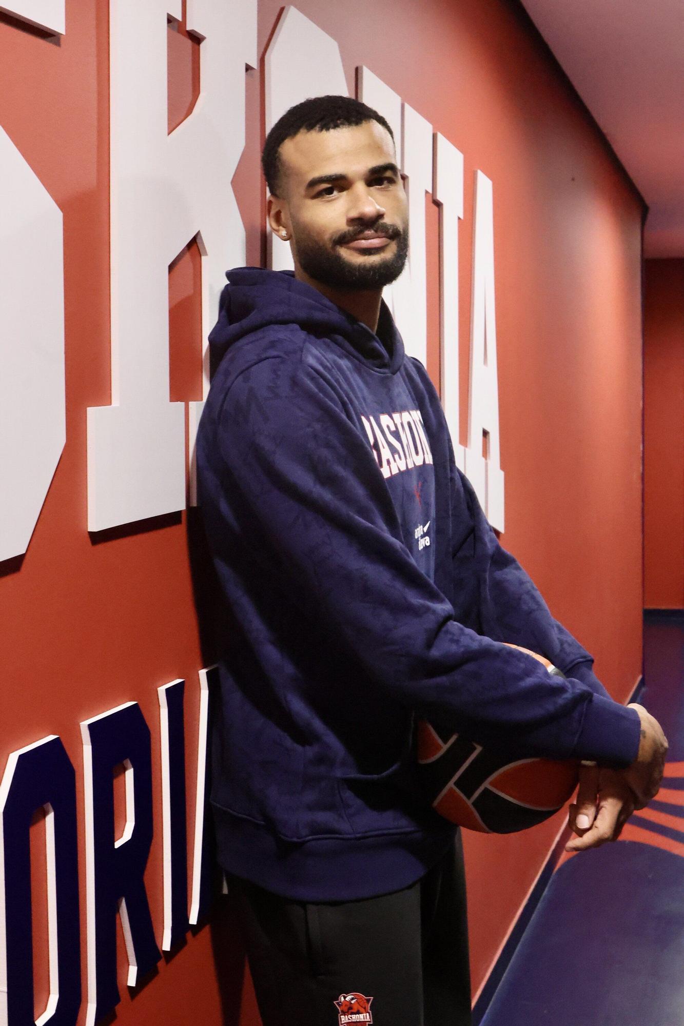 Timothé Luwawu-Cabarrot posa durante la entrevista para DNA