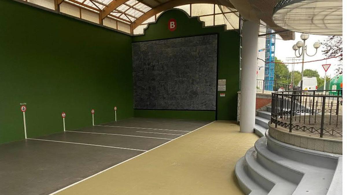 El frontón de Altamira luce renovado tras las obras