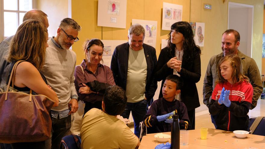 Más de cincuenta estudiantes de 5º de Primaria a 2º de ESO participan en el programa de ocio juvenil Bizilabe, que promueve la ciencia y la tecnología