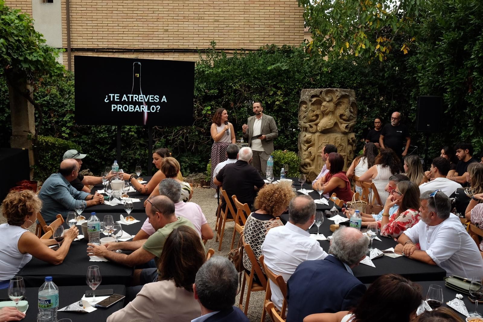 Presentacion de KUBE, el vino de Rioja Alavesa que une tradición e inteligencia artificial