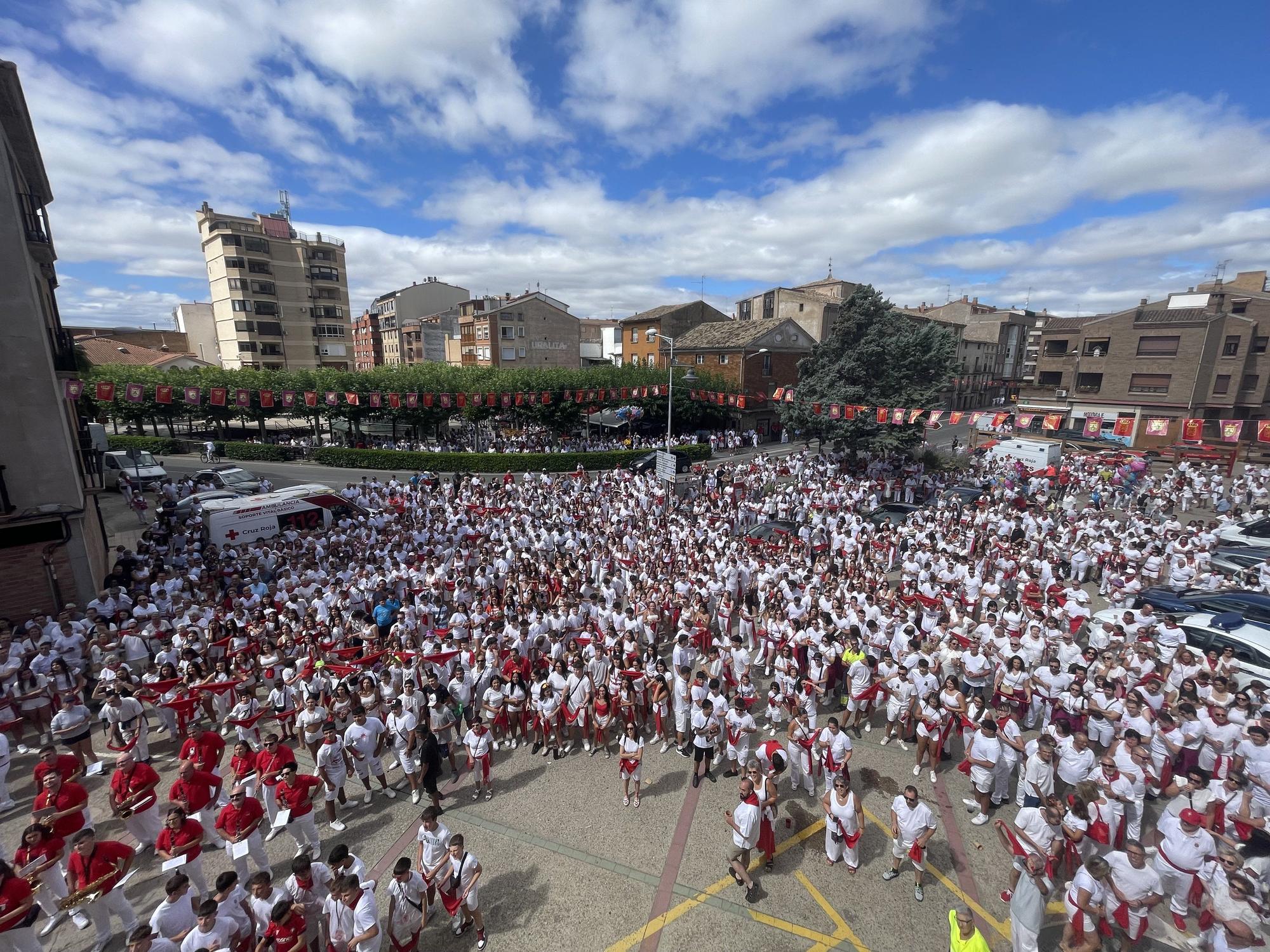 Fotos del chupinazo de las fiestas de Lodosa