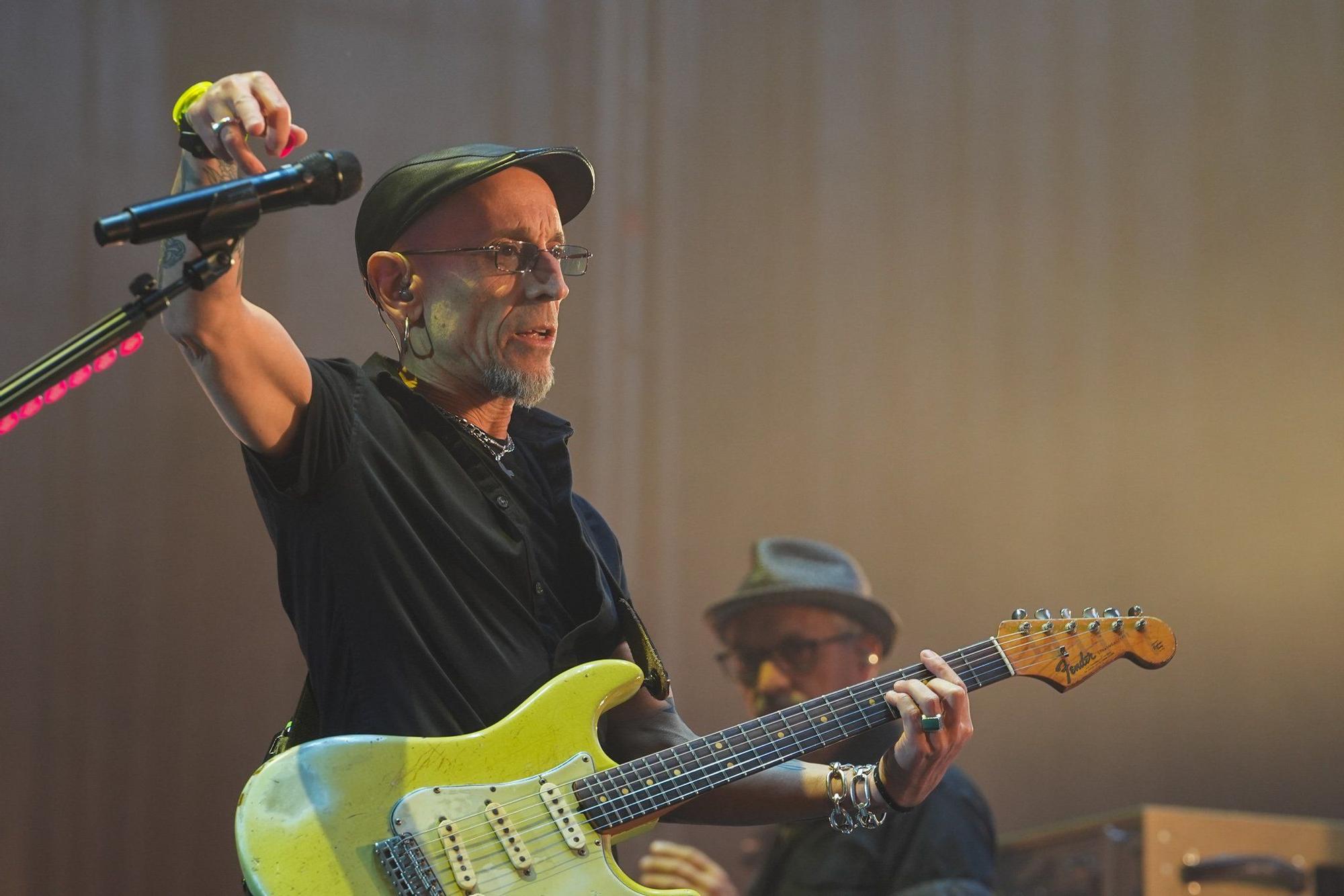 En imágenes: así ha sido en inicio de la gira de Fito&Fitipaldis