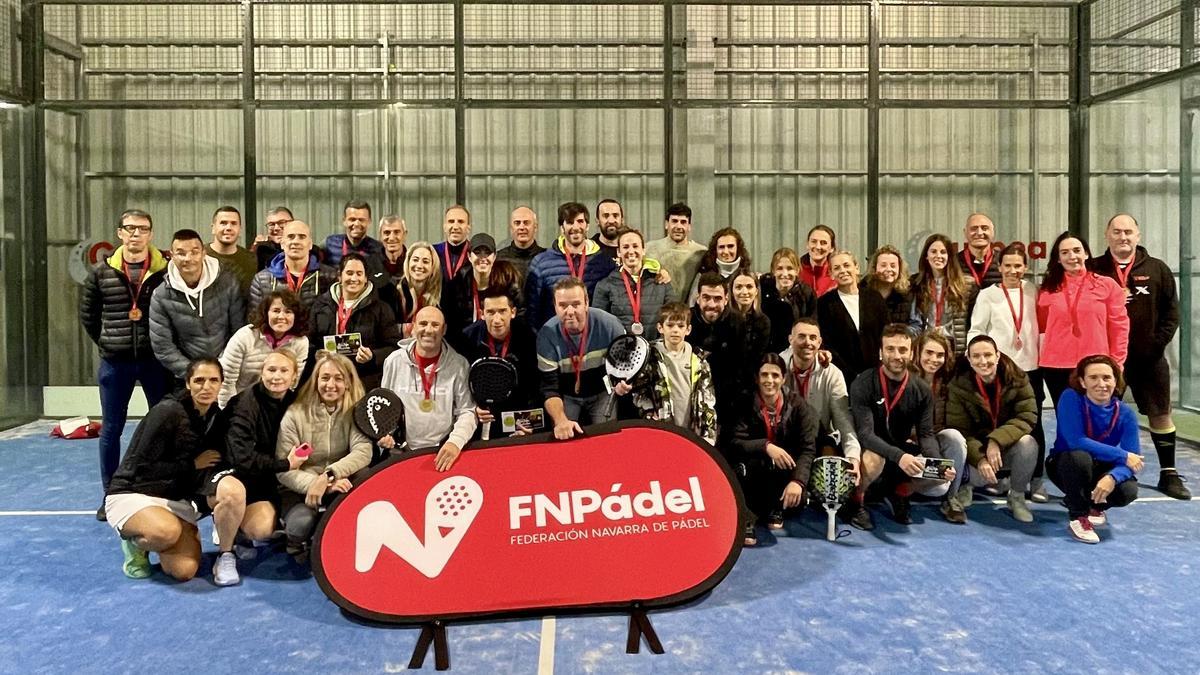 Participantes del Campeonato Navarro de Veteranos por Parejas Participantes del Campeonato Navarro de Veteranos por Parejas