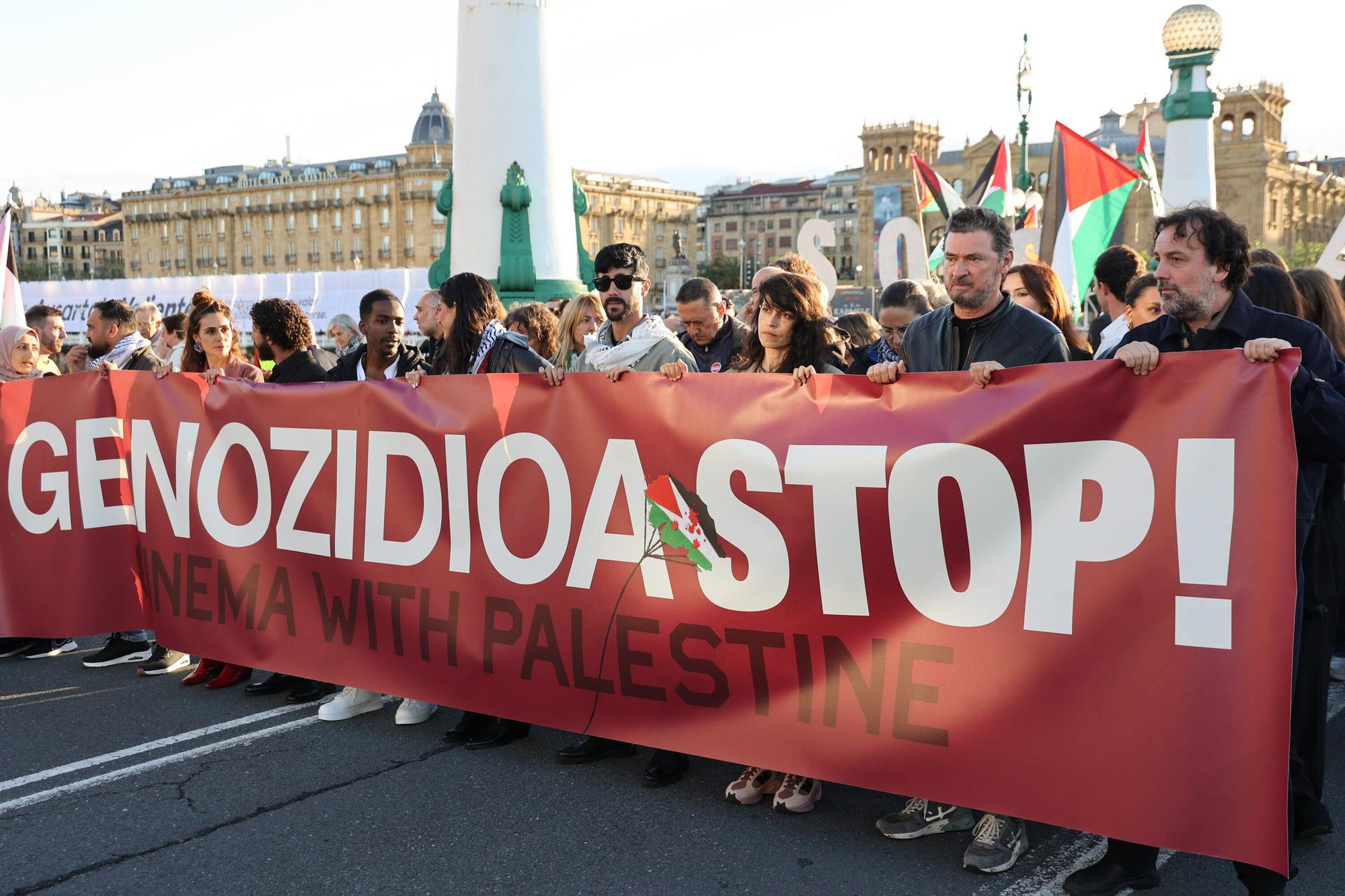 La voz de Hind Rajab | Fotos de la marcha en apoyo a Palestina en Donostia - San Sebastián